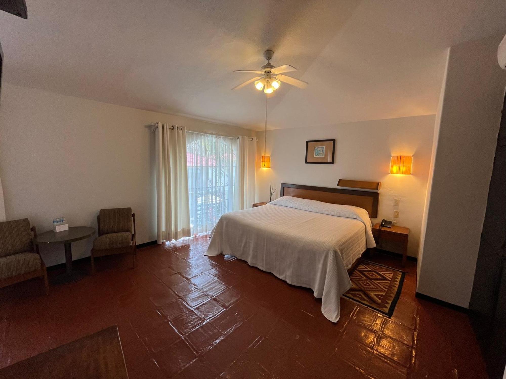 Hotel Ilebal Cuernavaca Centro - Lugar Con Encanto! Eksteriør billede